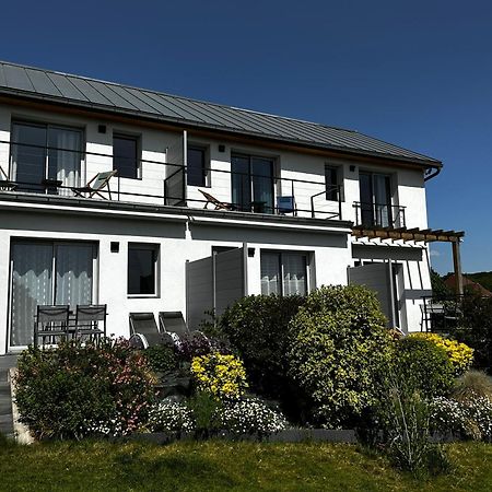 La Villa Perchee Calme, Sauna, Parking Prive Saint-Prix  المظهر الخارجي الصورة