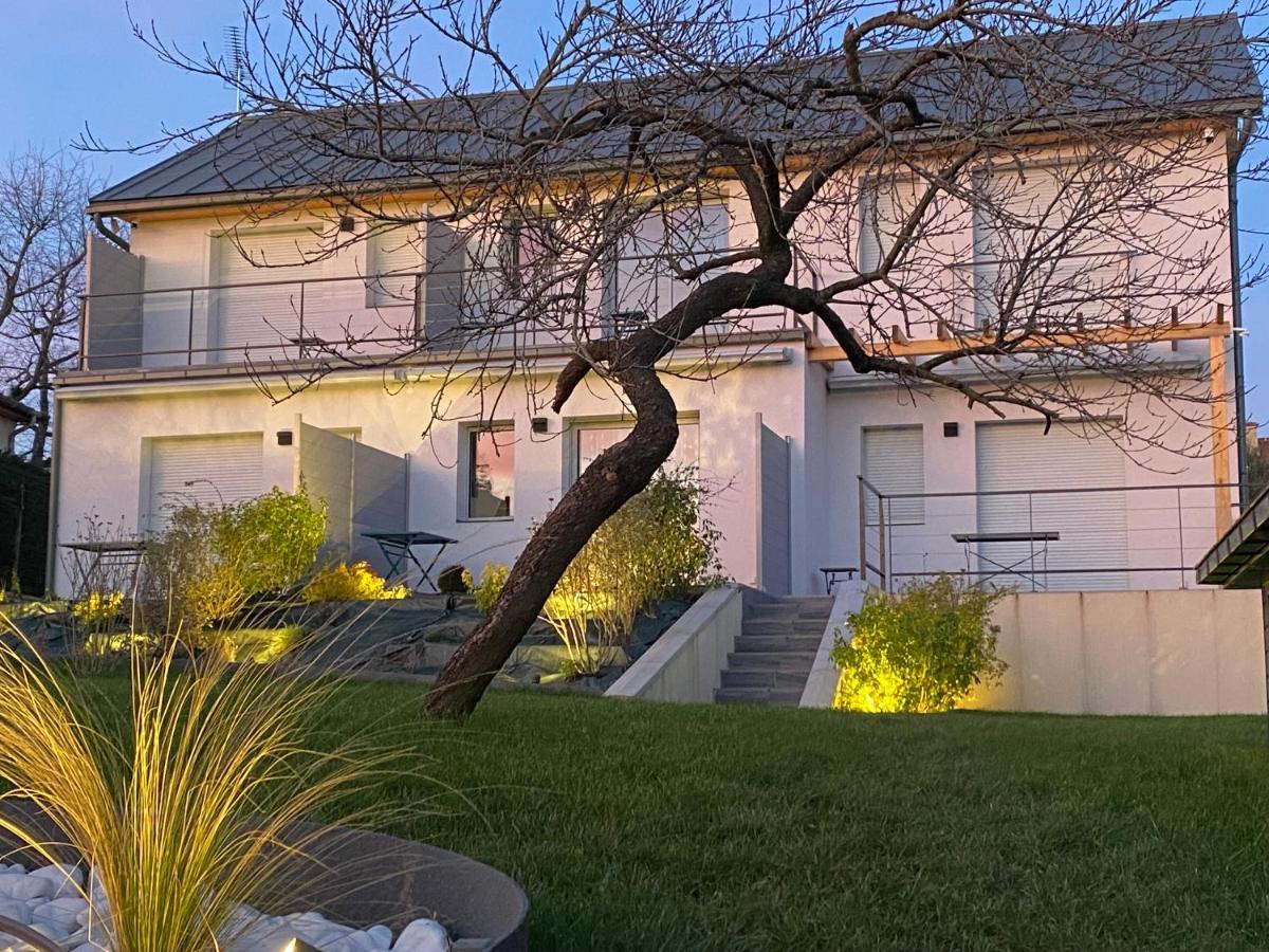 La Villa Perchee Calme, Sauna, Parking Prive Saint-Prix  المظهر الخارجي الصورة
