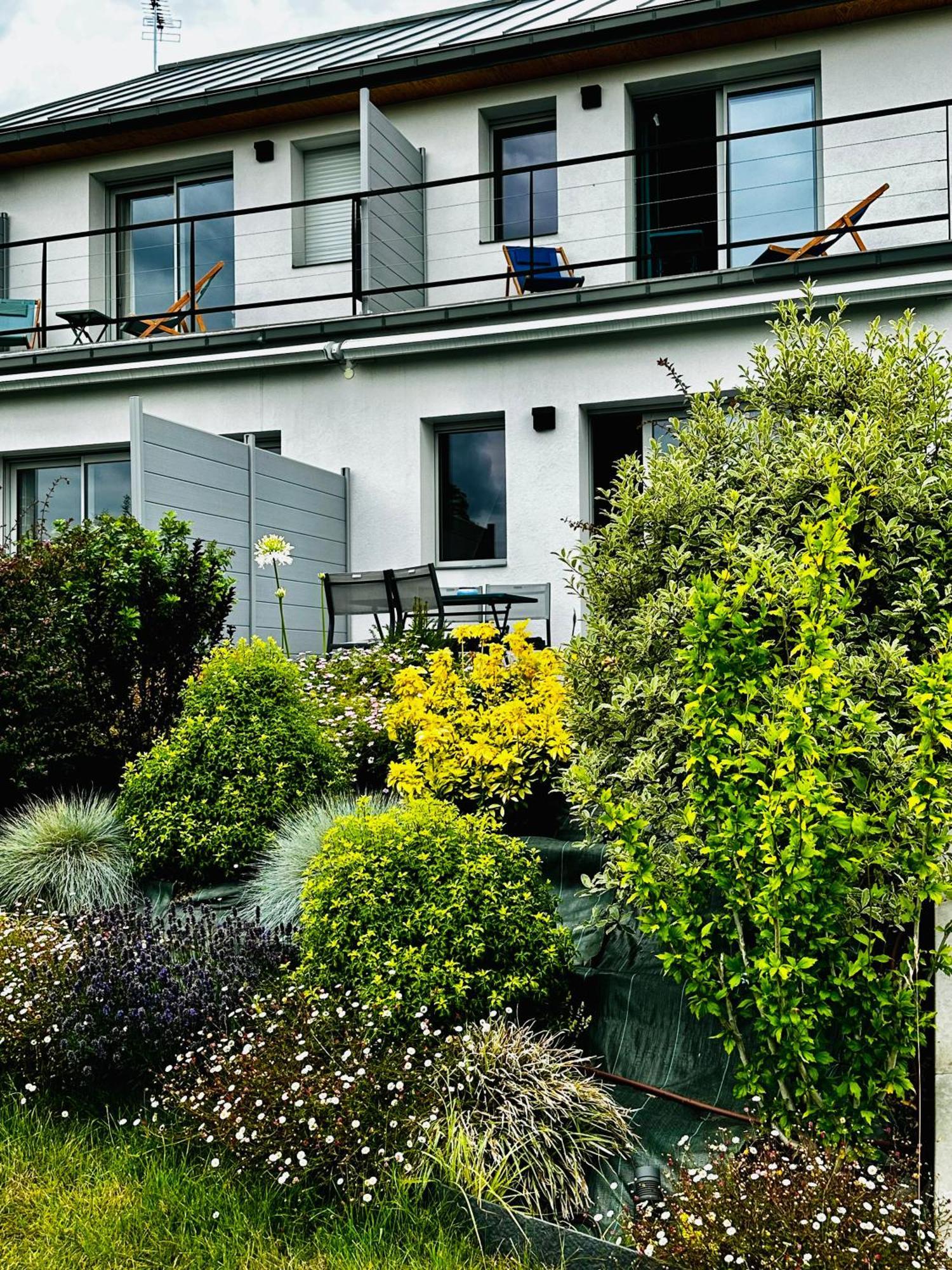 La Villa Perchee Calme, Sauna, Parking Prive Saint-Prix  المظهر الخارجي الصورة